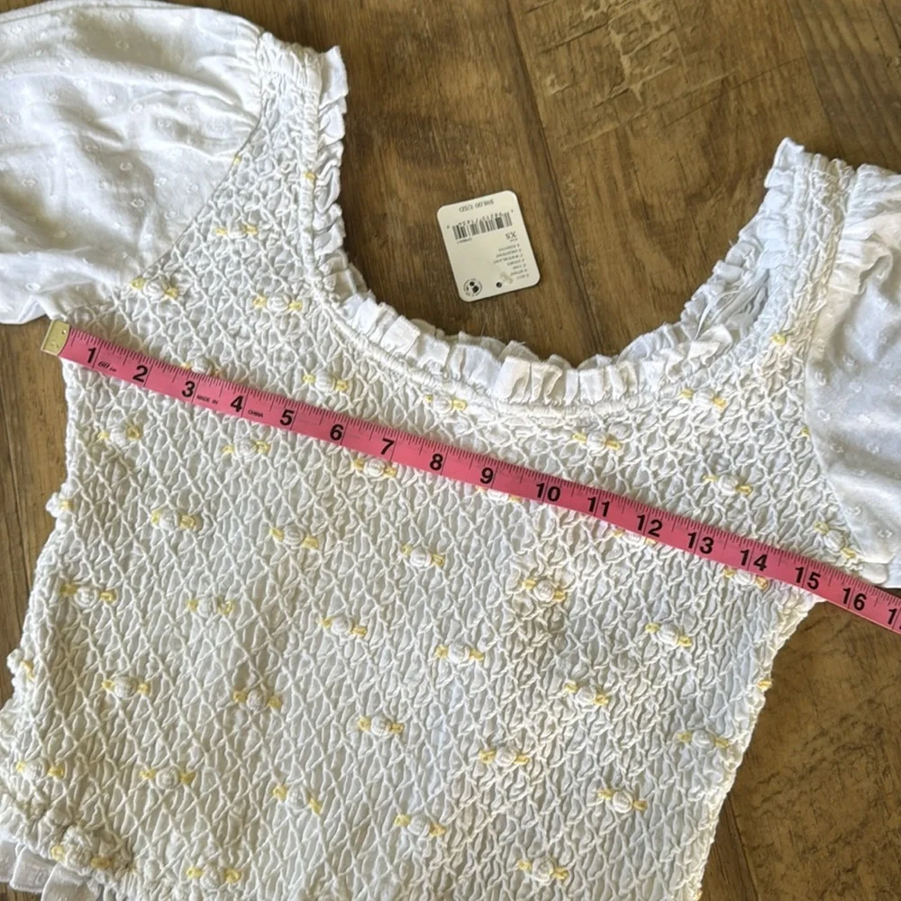 NWT Free People Cecilia Puffy Sleeve Smocked Embroidered Rosette Top Size XS